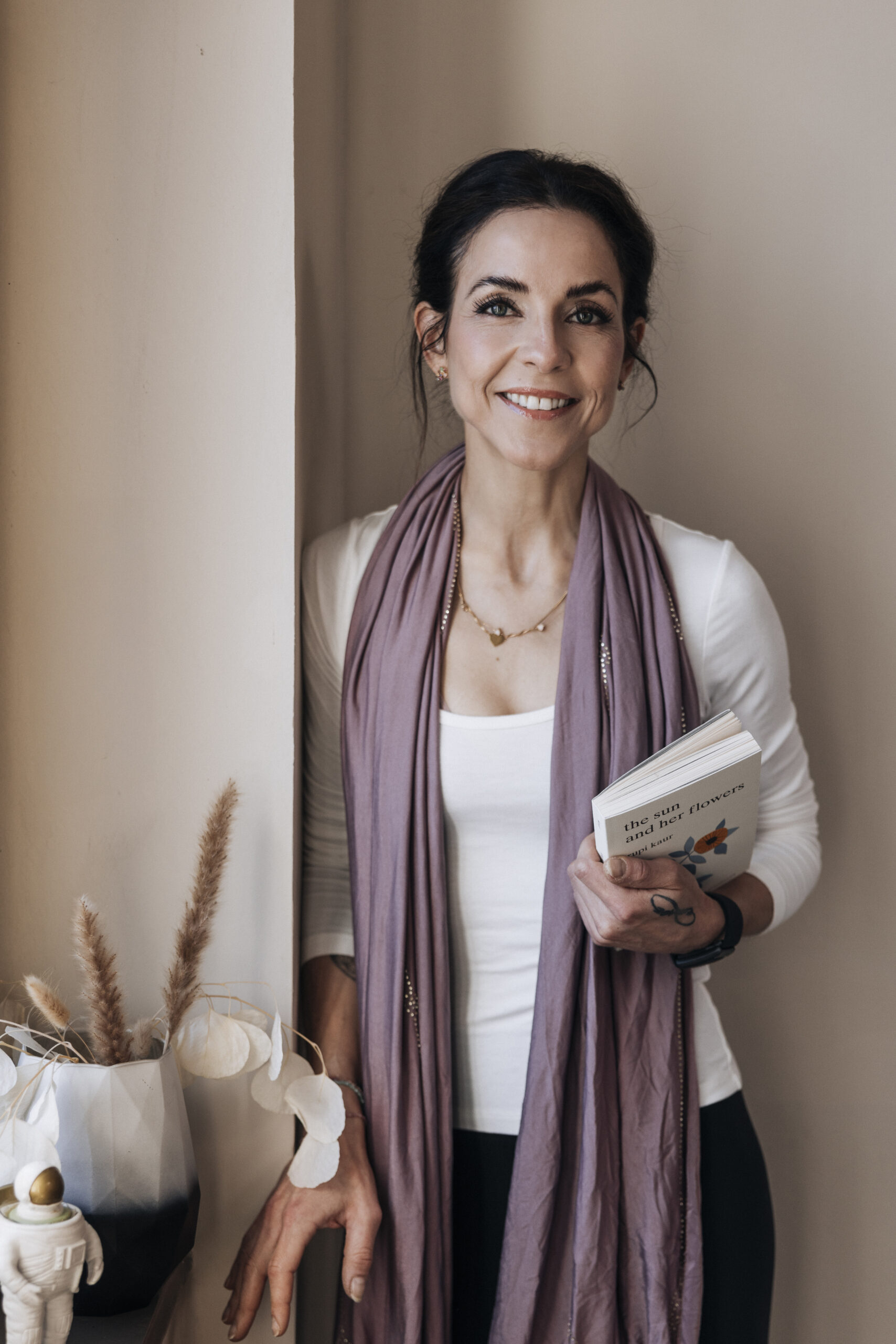 Saida Thenhart, Heilpraktikerin für Psychotherapie in ihrer Praxis in Würzburg